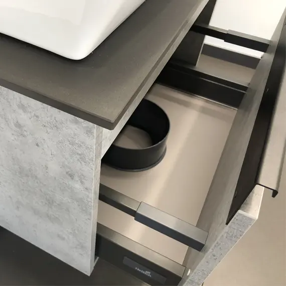 COMFORTY. Тумба-умывальник "Эдинбург" бетон светлый с черной столешницей, с раковиной COMFORTY