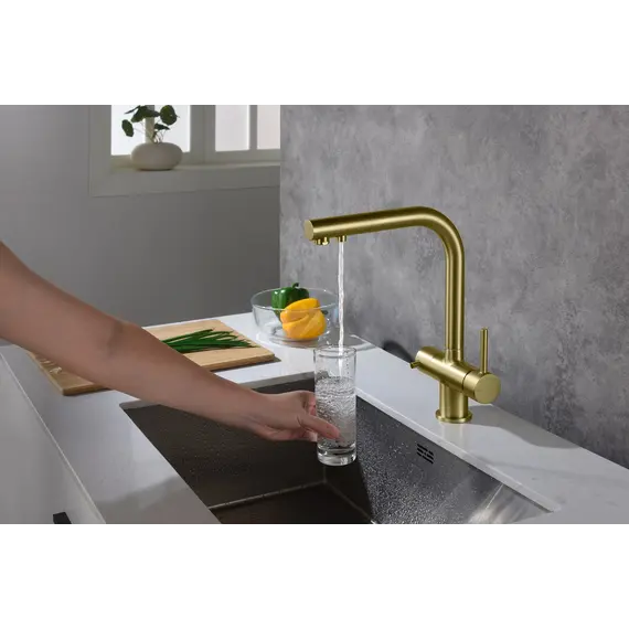 Смеситель для кухни с подключением фильтра и выдвижной лейкой Timo Saona 2356/17FL