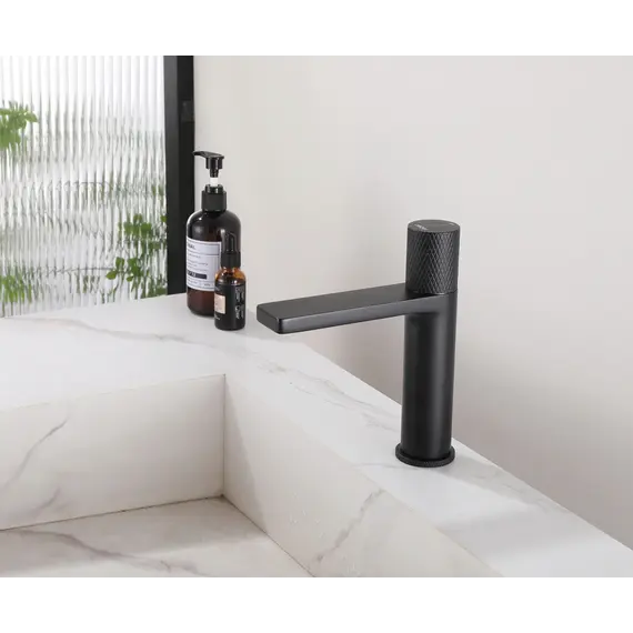 Смеситель ABBER Rund AF8710B для раковины, черный матовый