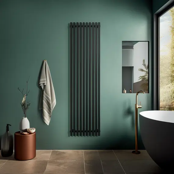 Дизайн-радиатор Secado Бергамо плюс 10 водяной,черный матовый