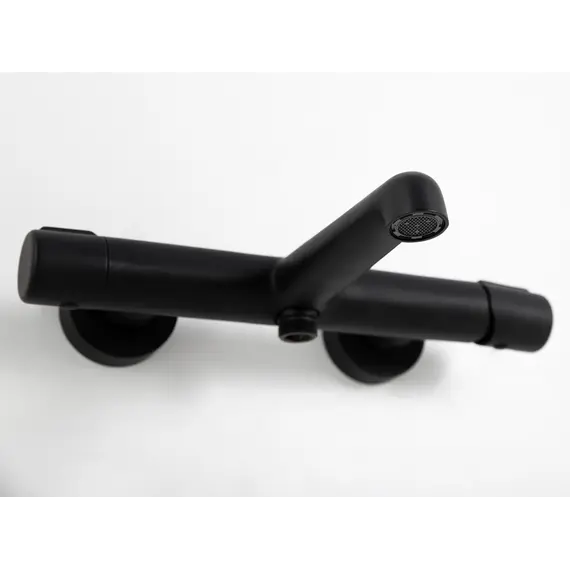 Смеситель для ванны и душа BelBagno UNO UNO-VASM-NERO