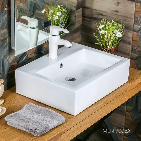 Раковина MELANA MLN-7005A