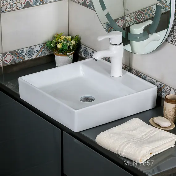 Раковина MELANA MLN-7657D