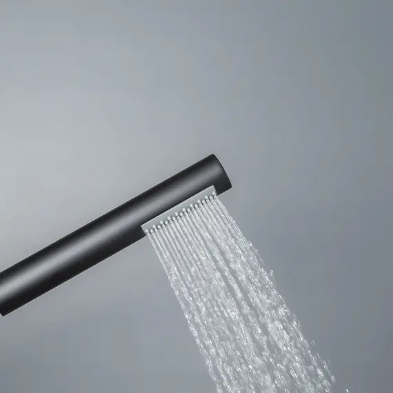 Смеситель для ванны с душем AVS Slimmer черный матовый