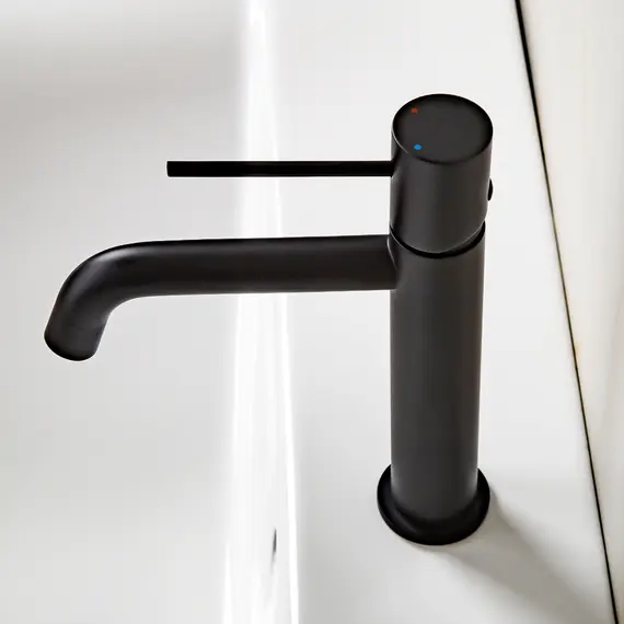 Смеситель для раковины AVS Slimmer черный матовый