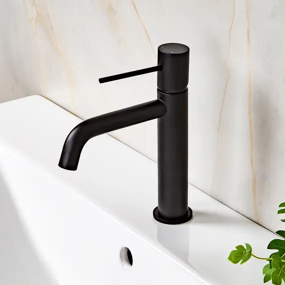 Смеситель для раковины AVS Slimmer черный матовый