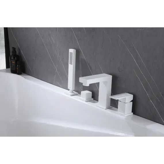 Смеситель ABBER Daheim AF8213W на борт ванны, белый матовый