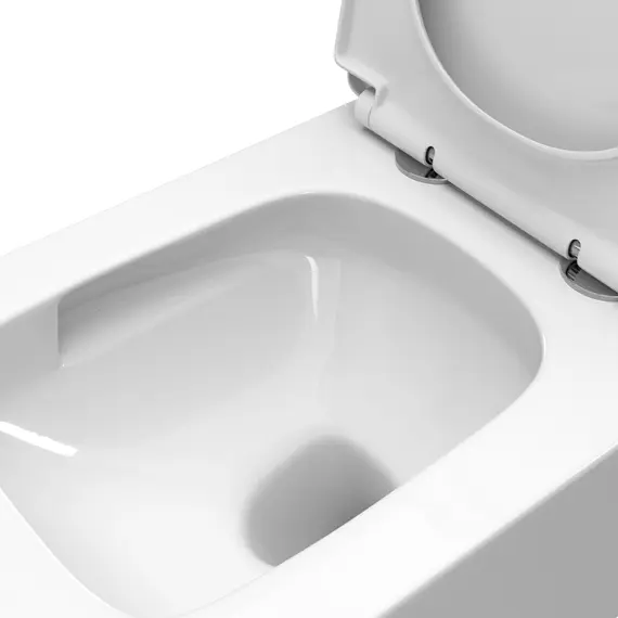 Унитаз подвесной безободковый с сиденьем и смывом TORNADO BelBagno DUE-TOR BB5171CH-TOR/SC