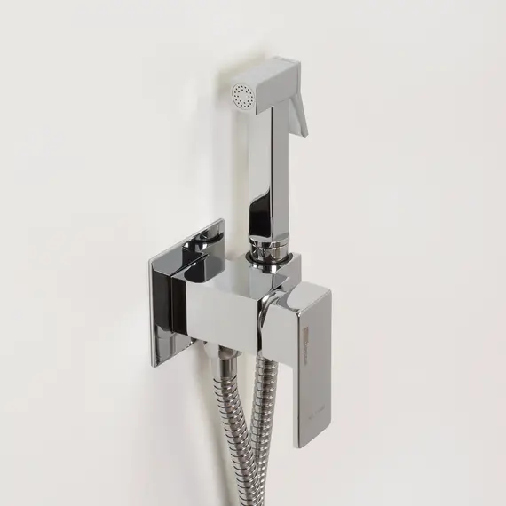 WasserKRAFT A71138 Встраиваемый смеситель для душа с гигиенической лейкой