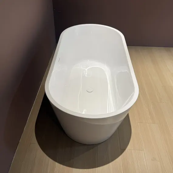 Акриловая ванна ABBER AB9320