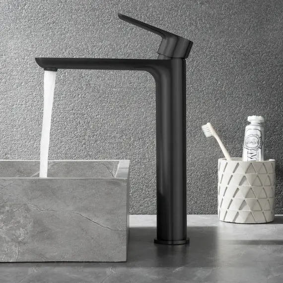 Смеситель для раковины Black&White UK8302B