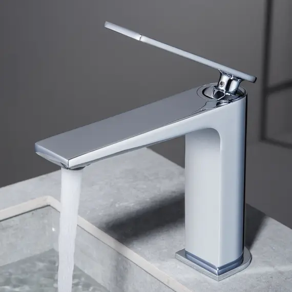 Смеситель для раковины Black&White UK9901C