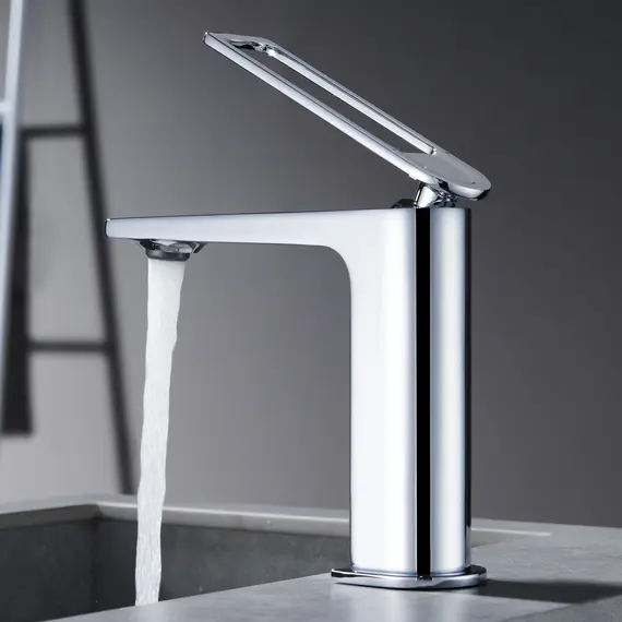 Смеситель для раковины Black&White UK9901C