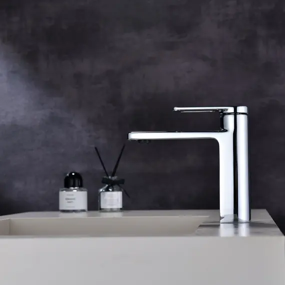 Смеситель для раковины Black&White GF-7103-С