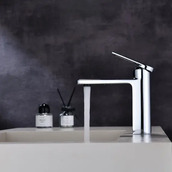 Смеситель для раковины Black&White GF-7103-С