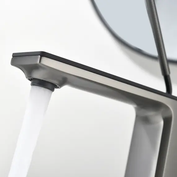 Смеситель для раковины Black&White GF-7105-GM