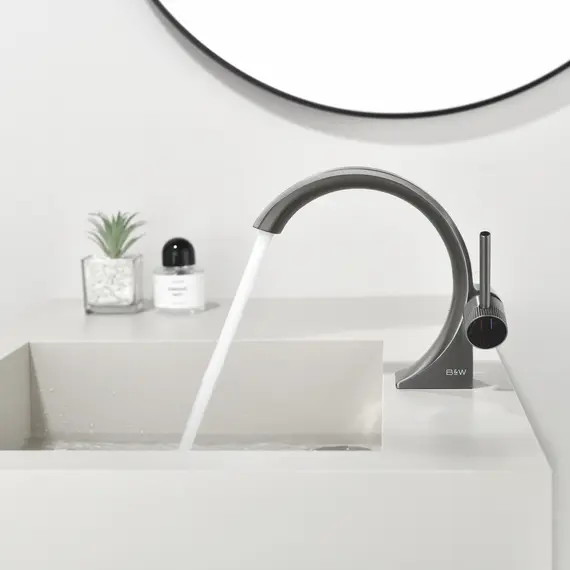 Смеситель для раковины Black&White GF-7106-GM