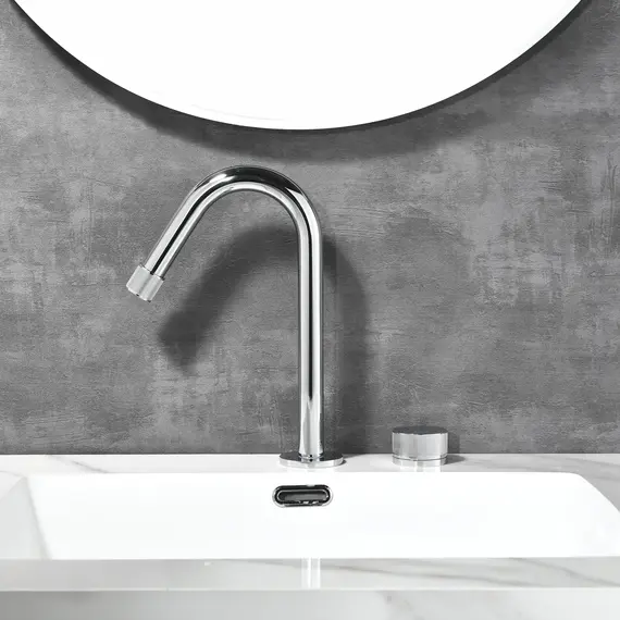 Смеситель для раковины Black&White GF-7108-С