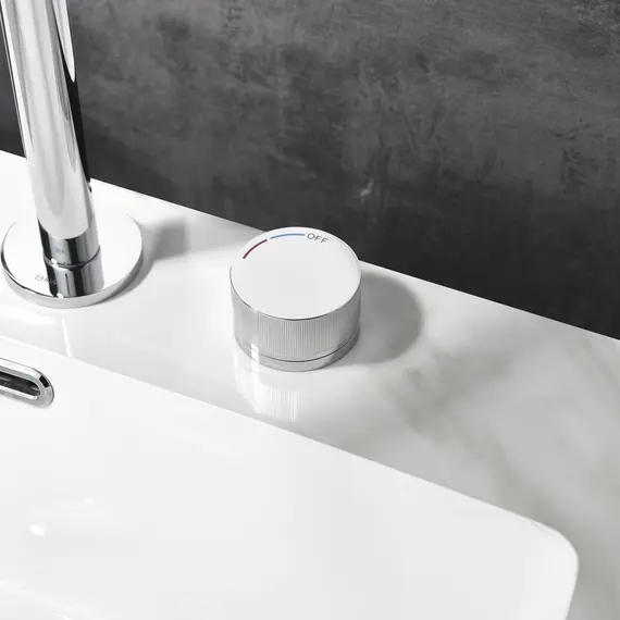 Смеситель для раковины Black&White GF-7108-С