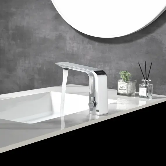 Смеситель для раковины сенсорный Black&White GS-7101-C