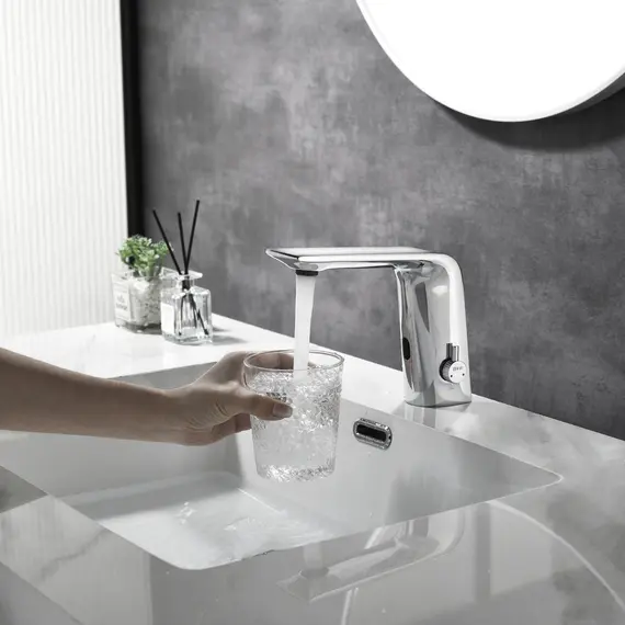 Смеситель для раковины сенсорный Black&White GS-7101-C