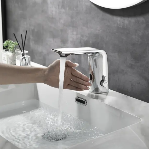 Смеситель для раковины сенсорный Black&White GS-7101-C