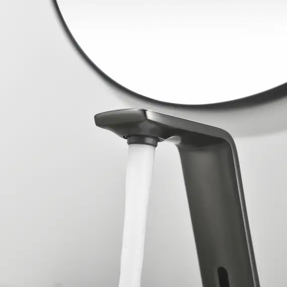 Смеситель для раковины сенсорный Black&White GS-7102-GM