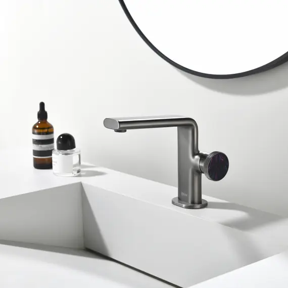 Смеситель для раковины Black&White GF-7207-С