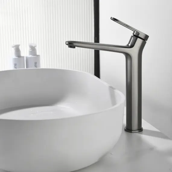 Смеситель для раковины Black&White GF-7209-С