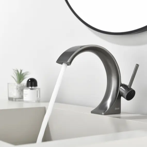 Смеситель для раковины Black&White GF-7106-С