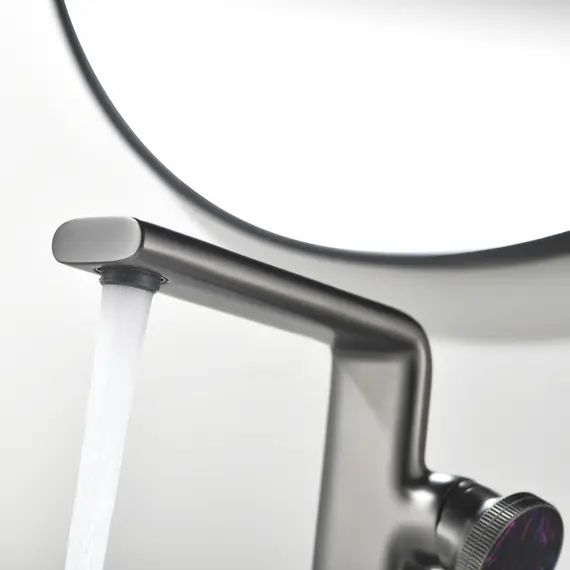 Смеситель для раковины Black&White GF-7207-GM