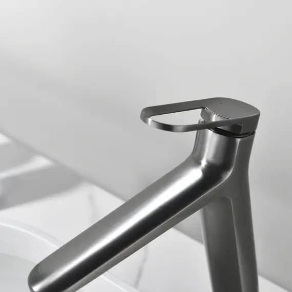 Смеситель для раковины Black&White GF-7209-GM