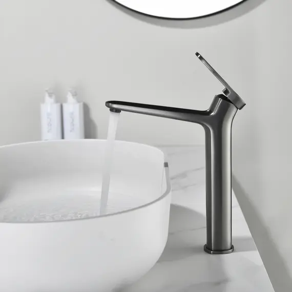 Смеситель для раковины Black&White GF-7209-GM