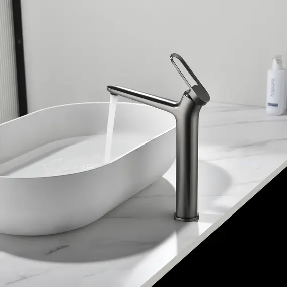 Смеситель для раковины Black&White GF-7209-GM