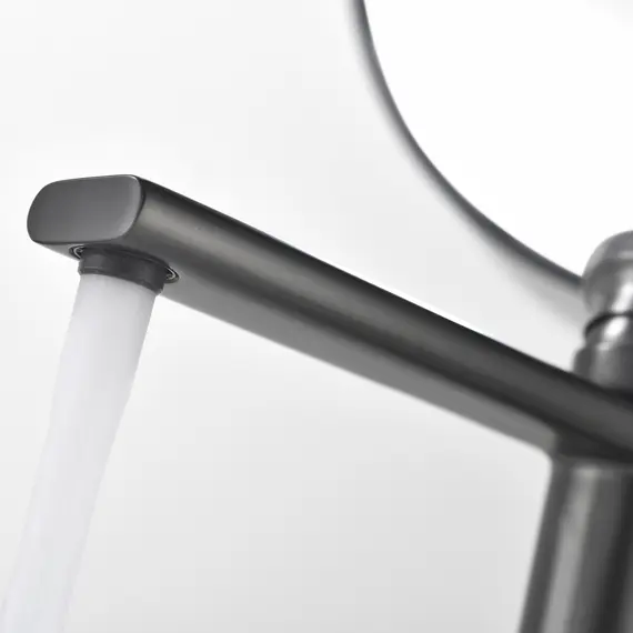 Смеситель для раковины Black&White GF-7307-GM