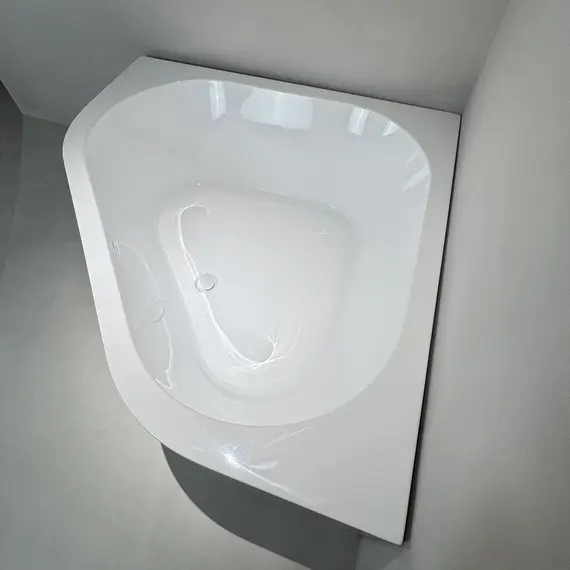 Акриловая ванна ABBER AB9507 белая